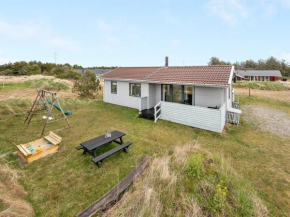 Holiday Home Trineke - from the sea by Interhome